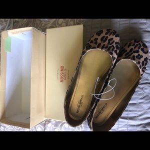 Mossimo leopard flats